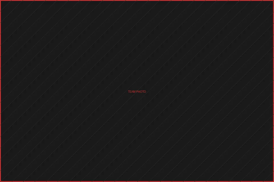 菠菜平台 创始团队合影 - 赛博都市建设者